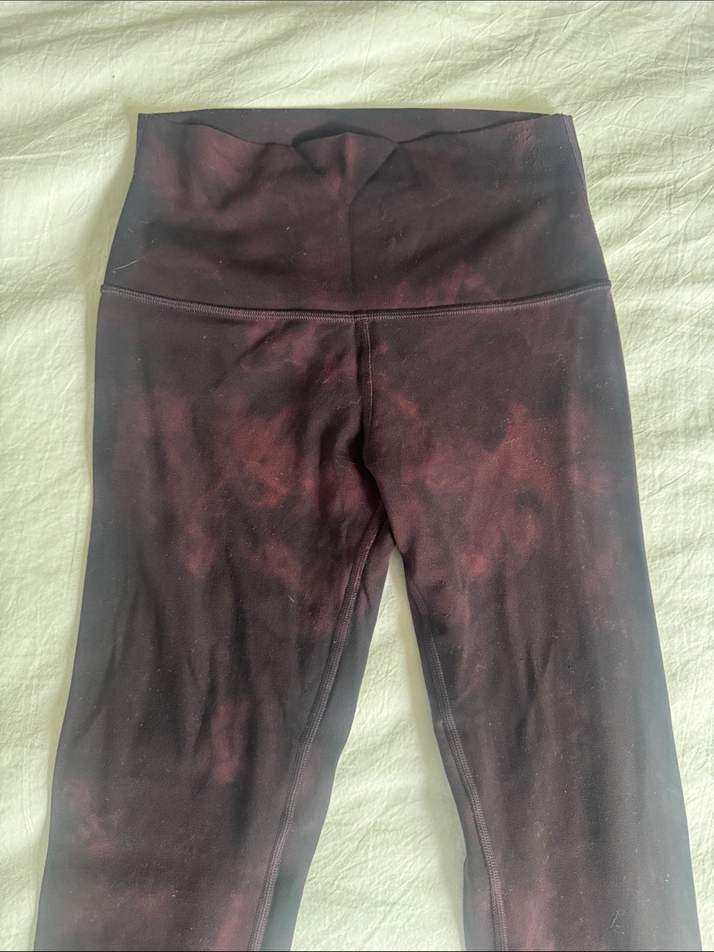 Lululemon red/black tie dye align leggings - size 4 - 25 inch - Picture 2 of 4